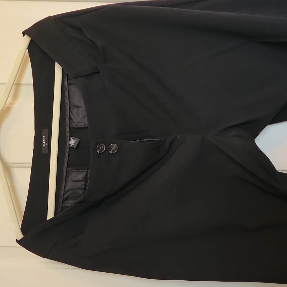 Alfani women's dress slacks size 16P - Picture 2 of 5